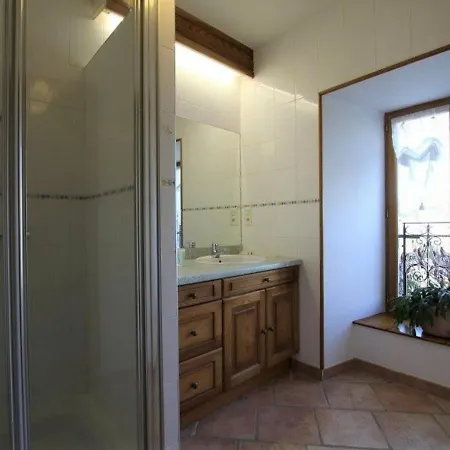 Ferme Restauree Avec Jardin Clos Et Terrasse, Proche Puy En Velay - Fr-1-582-271 *