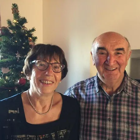 Ferme Restauree Avec Jardin Clos Et Terrasse, Proche Puy En Velay - Fr-1-582-271 *